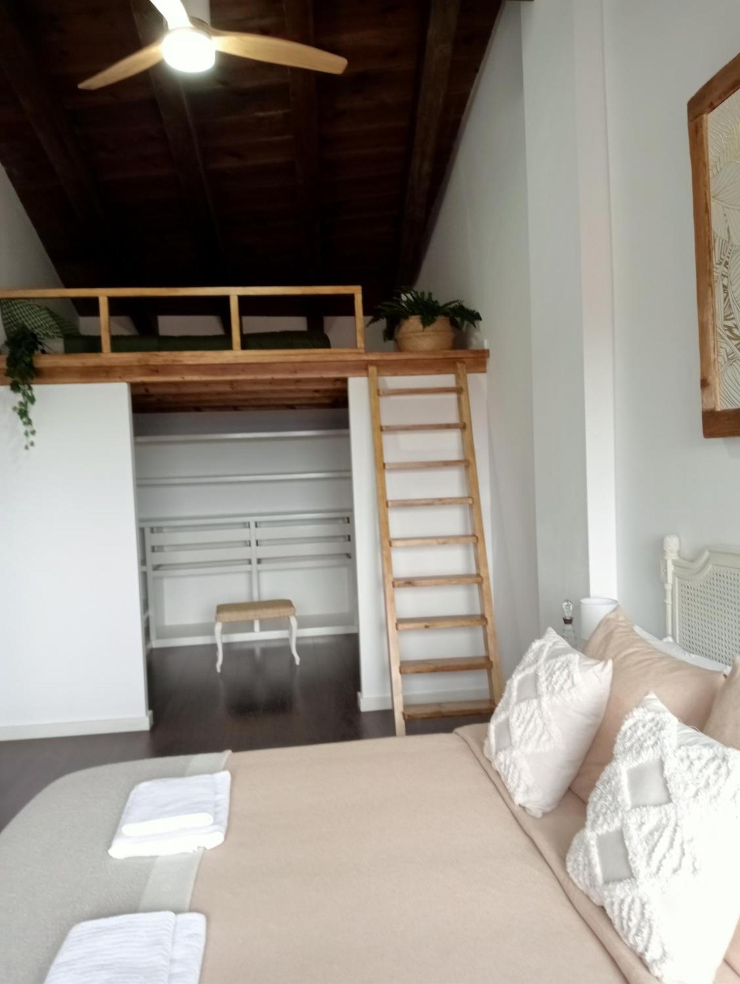 Casa Rural Alegre Ла-Фреснеда Экстерьер фото